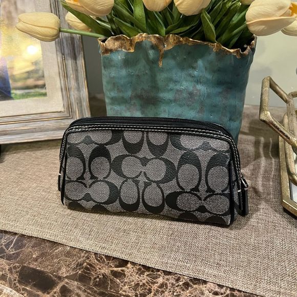Coach Bags Coach Makeup Bag In Signature Canvas Poshmark